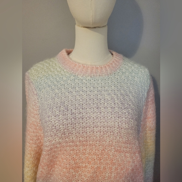 NTW Vestique Rainbow Bright Oversized Sweater Size S - Picture 6 of 8